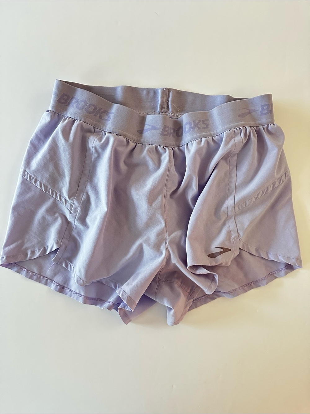 Brooks Chaser 3” Running Shorts Light Purple Women's Size Small